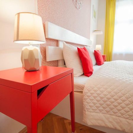 Spacious Stylish Apartment In Old Town Sibiu Esterno foto