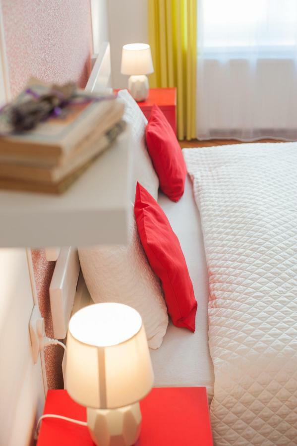 Spacious Stylish Apartment In Old Town Sibiu Esterno foto